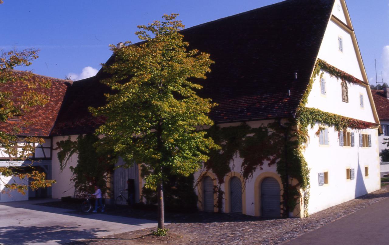 Markgraeflich Badischer Gasthof Schwanen Salem Kültér fotó